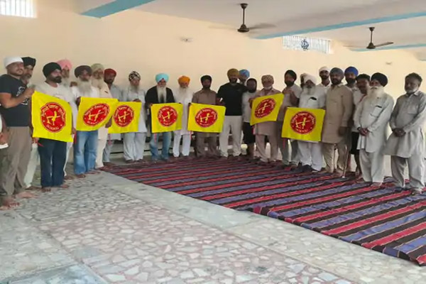 Read more about the article पंजाब में फिर भड़का किसानों का गुस्सा, 1 सितंबर से चंडीगढ़ में डेरा डालने की खुली चेतावनी