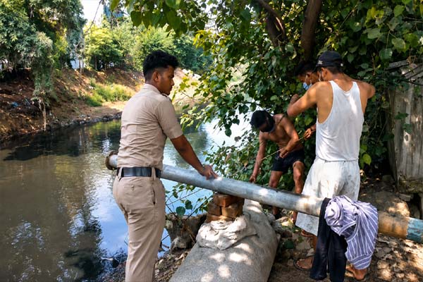 Read more about the article लुधियाना में गंदे नाले में तैरती मिली अज्ञात व्यक्ति की लाश, कई दिन पुराना होने की आशंका; इलाके में मची सनसनी