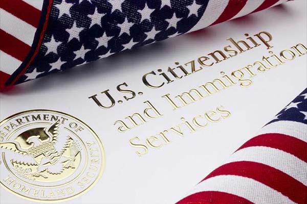 You are currently viewing US Citizenship: अमेरिका में ट्रंप सरकार का बड़ा एक्शन, जानें कैसे छिनने वाली है पंजाब के नरेंद्र समेत 25 लोगों की नागरिकता
