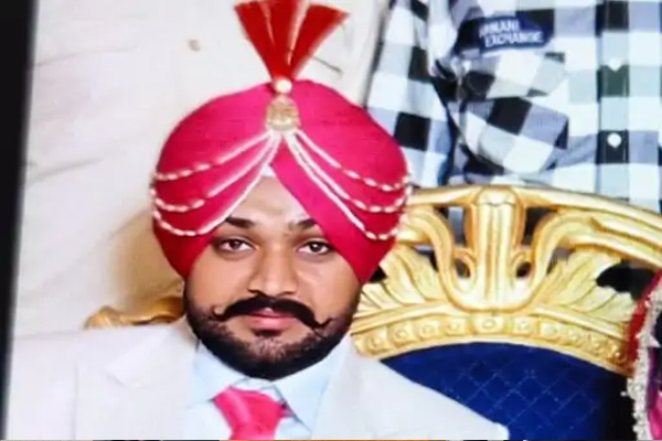 Read more about the article शादी के 7 महीने बाद उजड़ी खुशियां, ससुरालियों से तंग आकर युवक ने खाया जहर; मरने से पहले वीडियो में खोला दर्दनाक राज