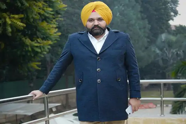 Read more about the article पंजाब CM के OSD राजबीर सिंह घुम्मन को CBI का समन, आज ही चंडीगढ़ दफ्तर में पेश होने के निर्देश