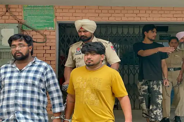 You are currently viewing LPU हिंसा मामले में पुलिस का बड़ा एक्शन, कैंपस में तोड़फोड़ करने वाले 3 आरोपी गिरफ्तार, जांच के लिए 2 SIT गठित- 3 दिन का रिमांड मांगा