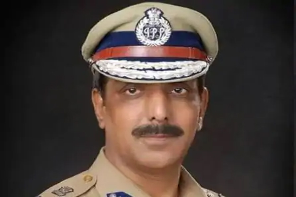 Read more about the article पूर्व DGP मोहम्मद मुस्तफा ने जताई परिवार की जान को खतरे की आशंका, SIT जांच की मांग